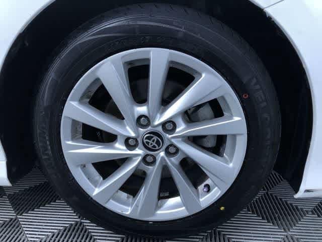 Thumbnail: 2023 Toyota Camry - 16