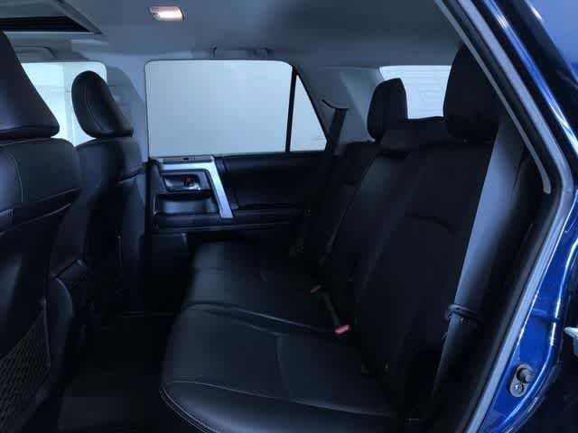 Thumbnail: 2020 Toyota 4Runner - 22