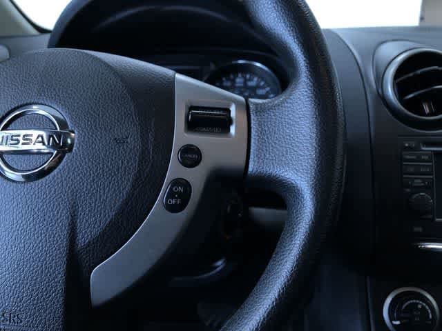 Thumbnail: 2011 Nissan Rogue - 26