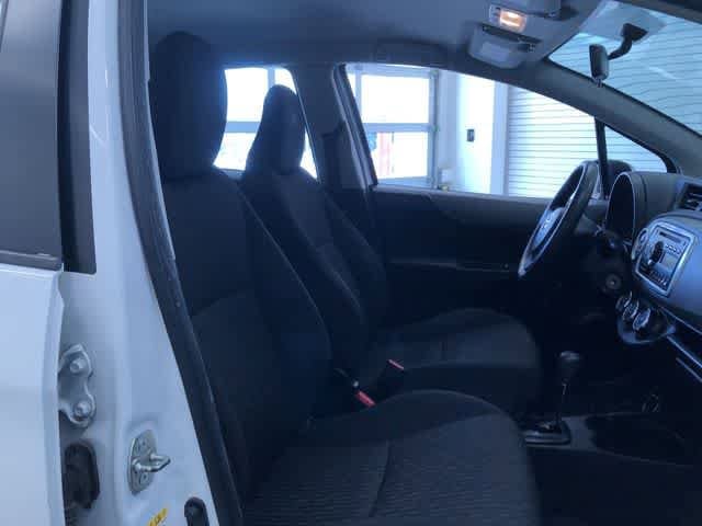 Thumbnail: 2014 Toyota Yaris - 21