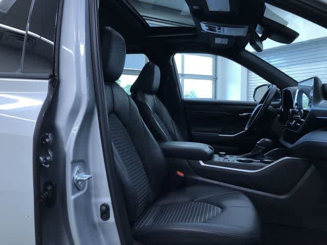 Thumbnail: 2025 Toyota Highlander - 22