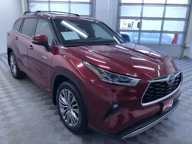 Thumbnail: 2020 Toyota Highlander - 37