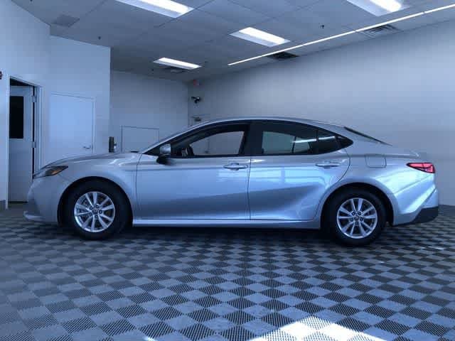 Thumbnail: 2025 Toyota Camry - 11