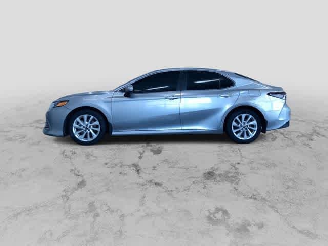 Thumbnail: 2022 Toyota Camry - 6