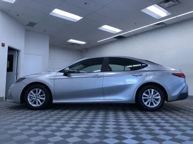 Thumbnail: 2025 Toyota Camry - 12