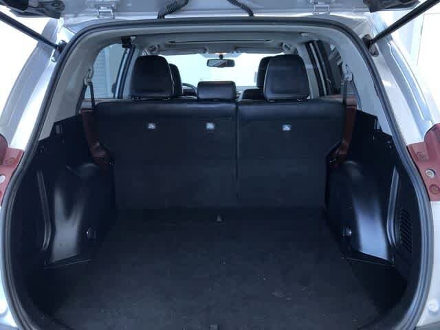 Thumbnail: 2013 Toyota RAV4 - 32