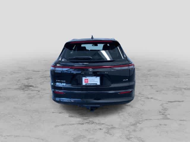 Thumbnail: 2025 Toyota Crown Signia - 8