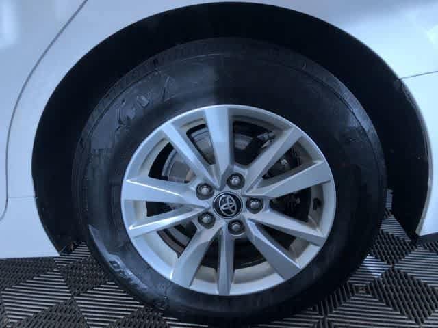 Thumbnail: 2025 Toyota Camry - 9