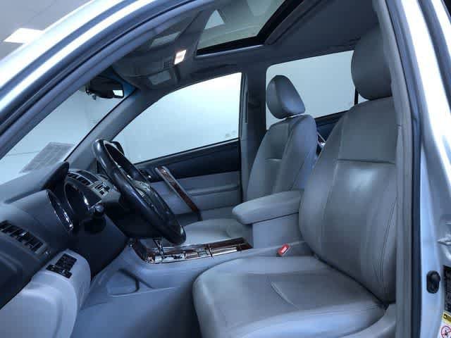 Thumbnail: 2013 Toyota Highlander - 19