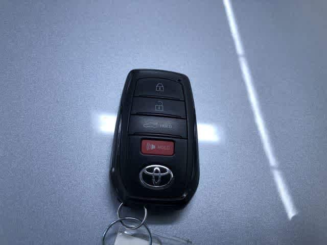 Thumbnail: 2025 Toyota Camry - 31