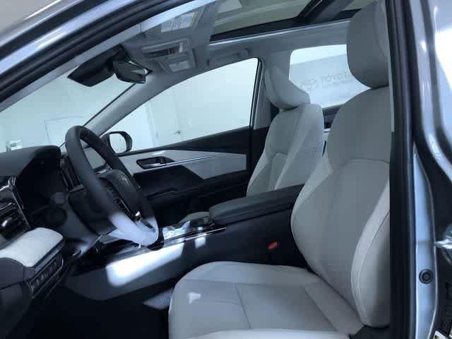 Thumbnail: 2026 Toyota Camry - 18