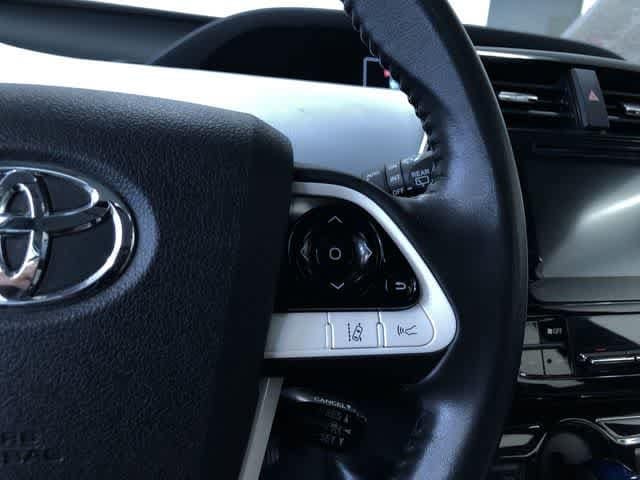 Thumbnail: 2016 Toyota Prius - 25