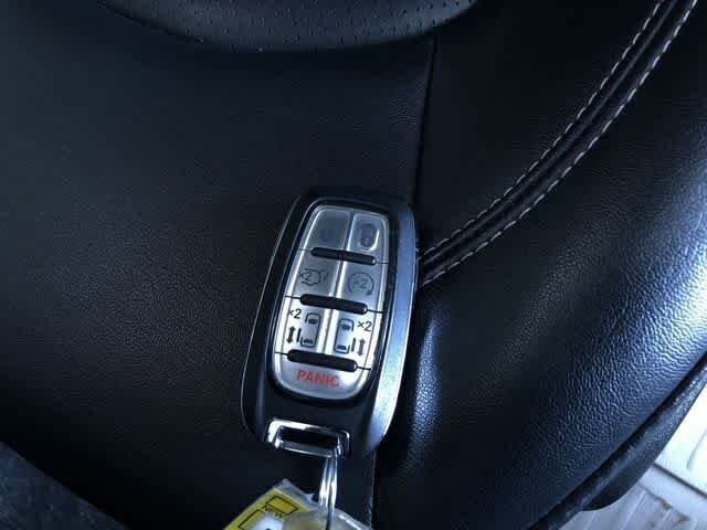 Thumbnail: 2024 Chrysler Pacifica - 31