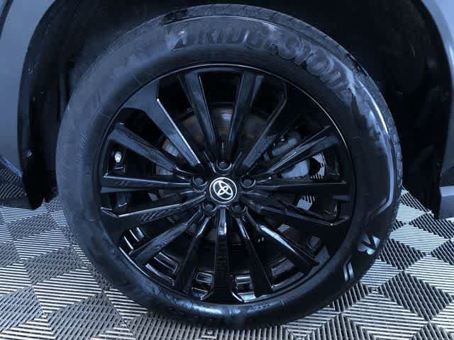 Thumbnail: 2025 Toyota Highlander - 16