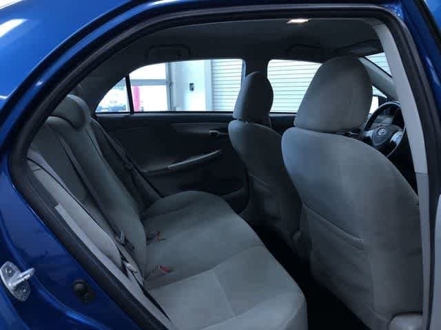 Thumbnail: 2010 Toyota Corolla - 22