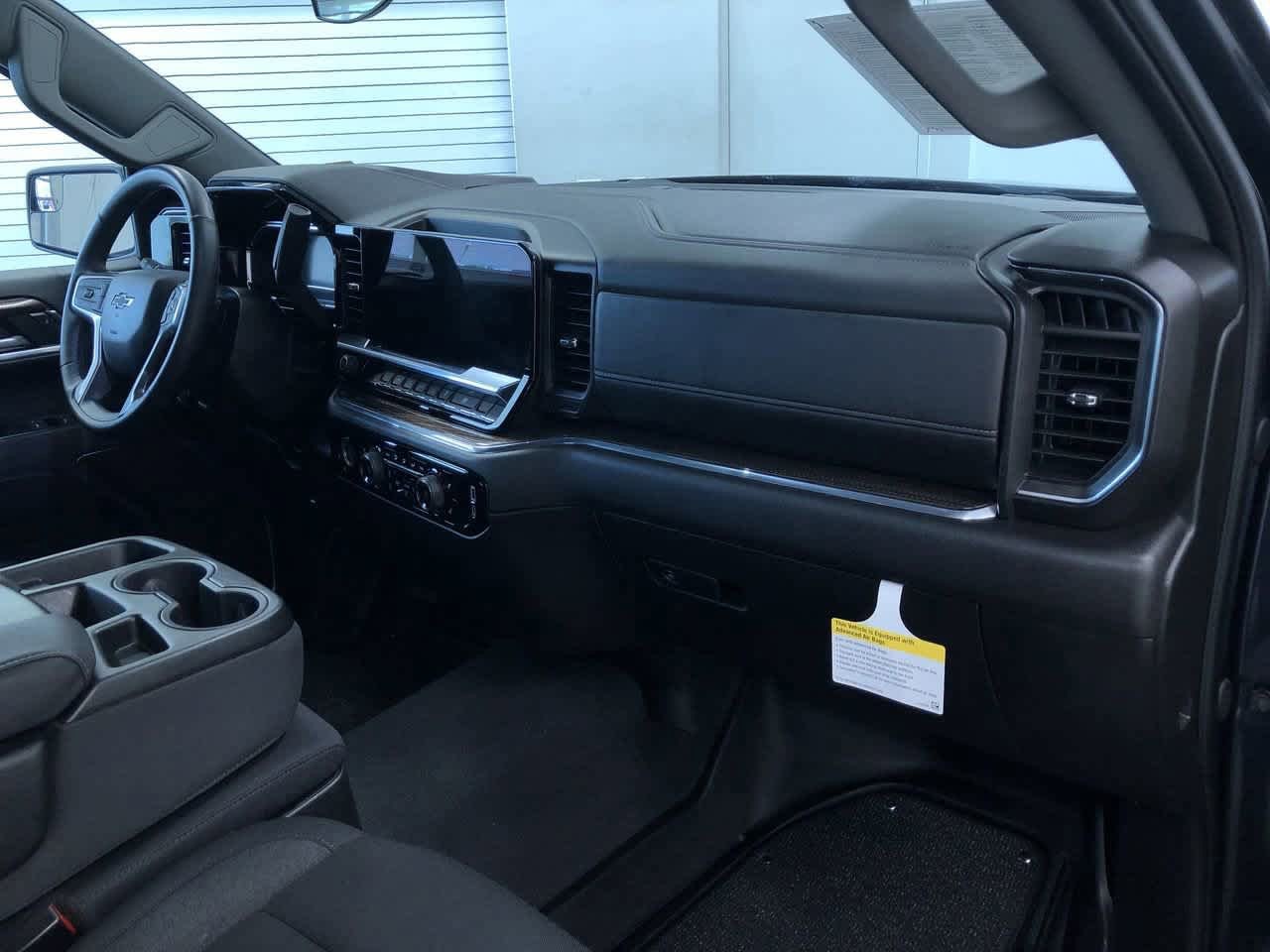Thumbnail: 2024 Chevrolet Silverado 1500 - 19