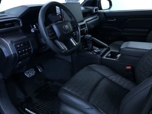 Thumbnail: 2017 Toyota 4Runner - 39