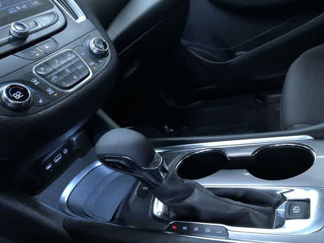 Thumbnail: 2024 Chevrolet Malibu - 32