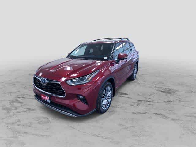 Thumbnail: 2020 Toyota Highlander - 5