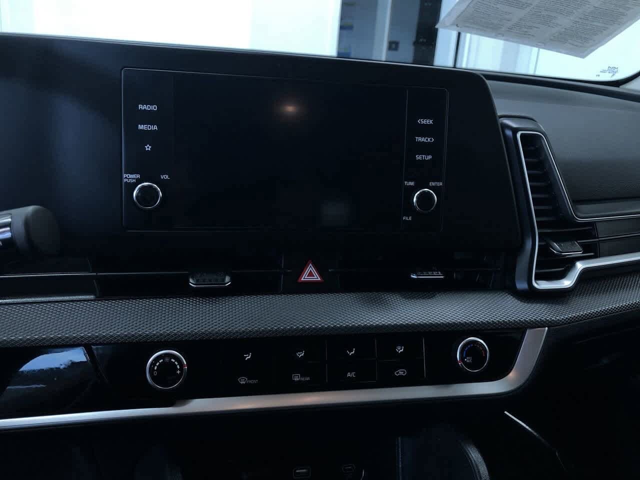 2024 Kia Sportage LX 26