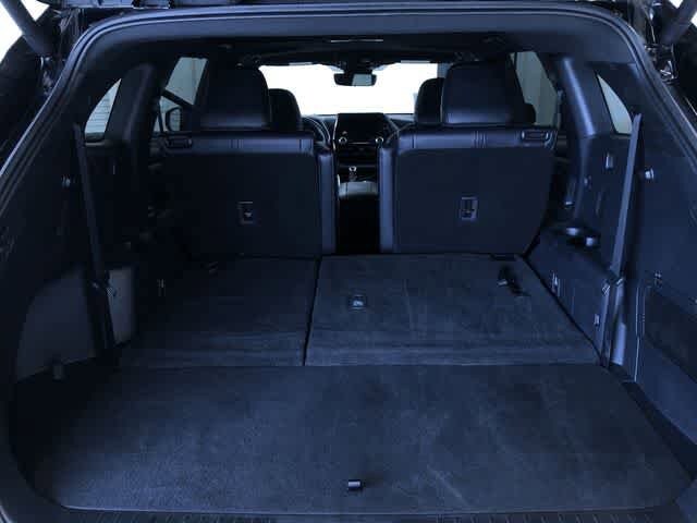 Thumbnail: 2025 Toyota Highlander - 26