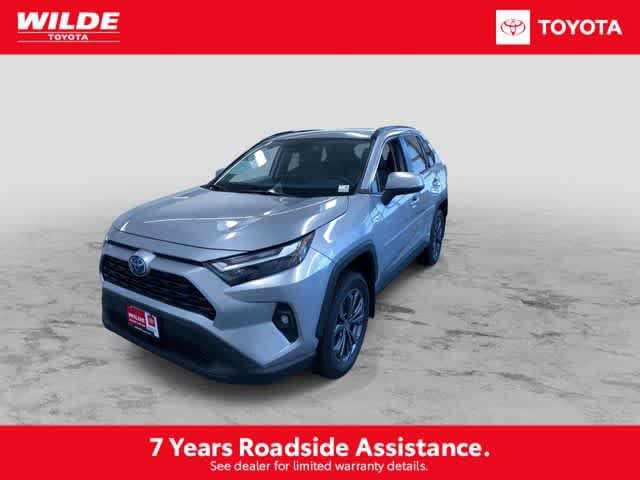 Thumbnail: 2022 Toyota RAV4 - 5