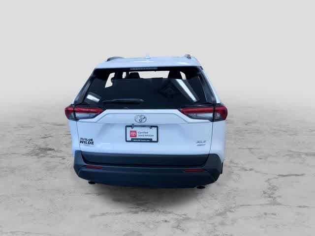 Thumbnail: 2023 Toyota RAV4 - 8