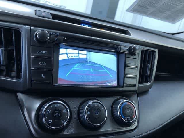 Thumbnail: 2015 Toyota RAV4 - 28