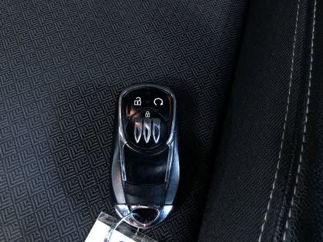 2025 Buick Encore GX Preferred - Photo 33