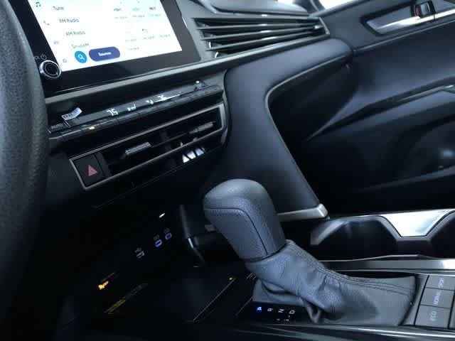 Thumbnail: 2025 Toyota Camry - 23