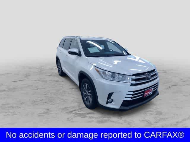 Thumbnail: 2018 Toyota Highlander - 3