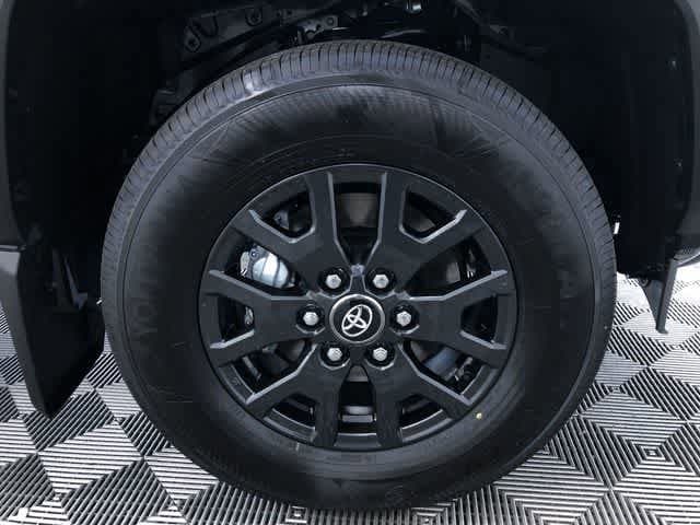 Thumbnail: 2025 Toyota 4Runner - 8