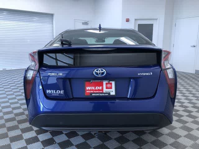 Thumbnail: 2016 Toyota Prius - 13