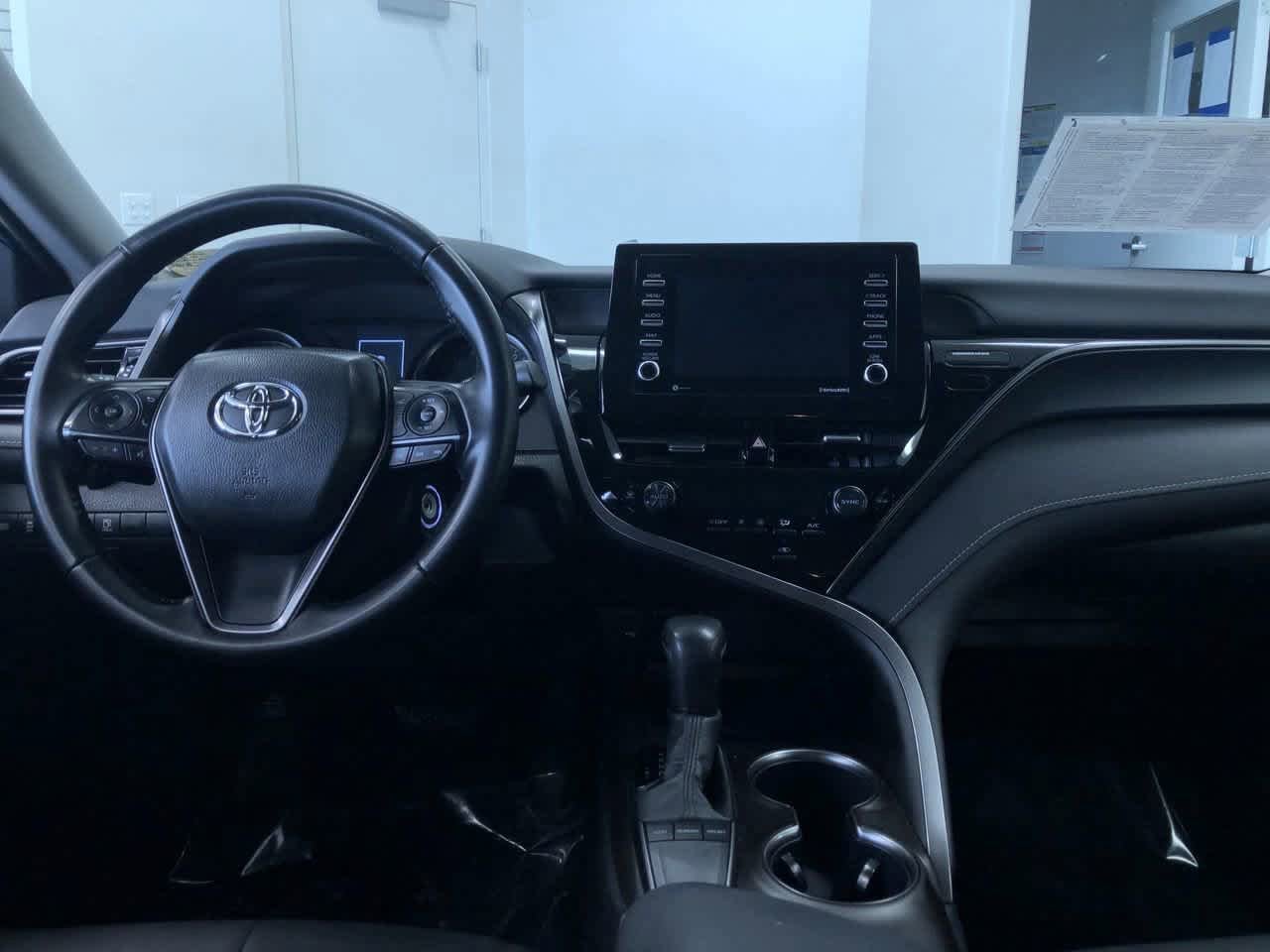 2024 Toyota Camry SE 17