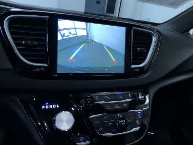 Thumbnail: 2025 Chrysler Pacifica - 28