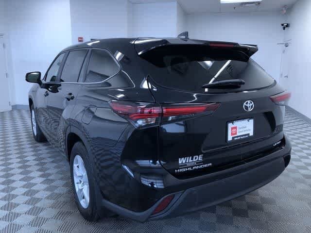 Thumbnail: 2024 Toyota Highlander - 14