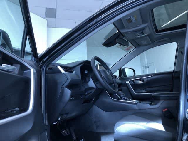 Thumbnail: 2025 Toyota RAV4 - 10