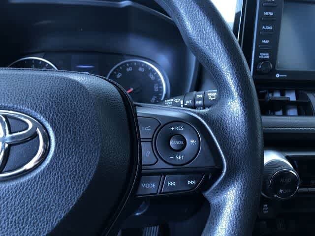 Thumbnail: 2020 Toyota RAV4 - 26