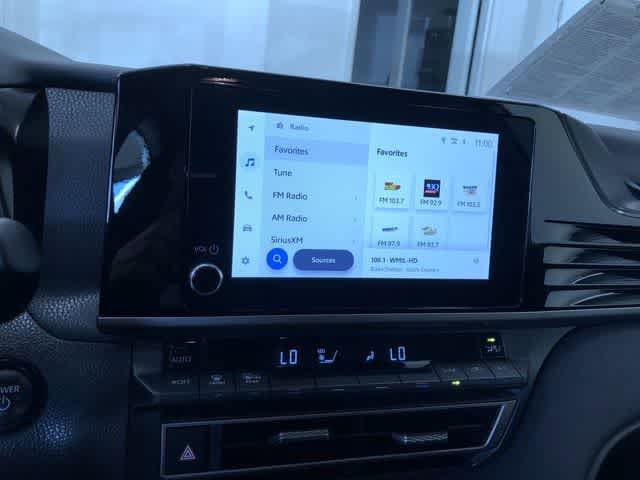 Thumbnail: 2025 Toyota Camry - 27