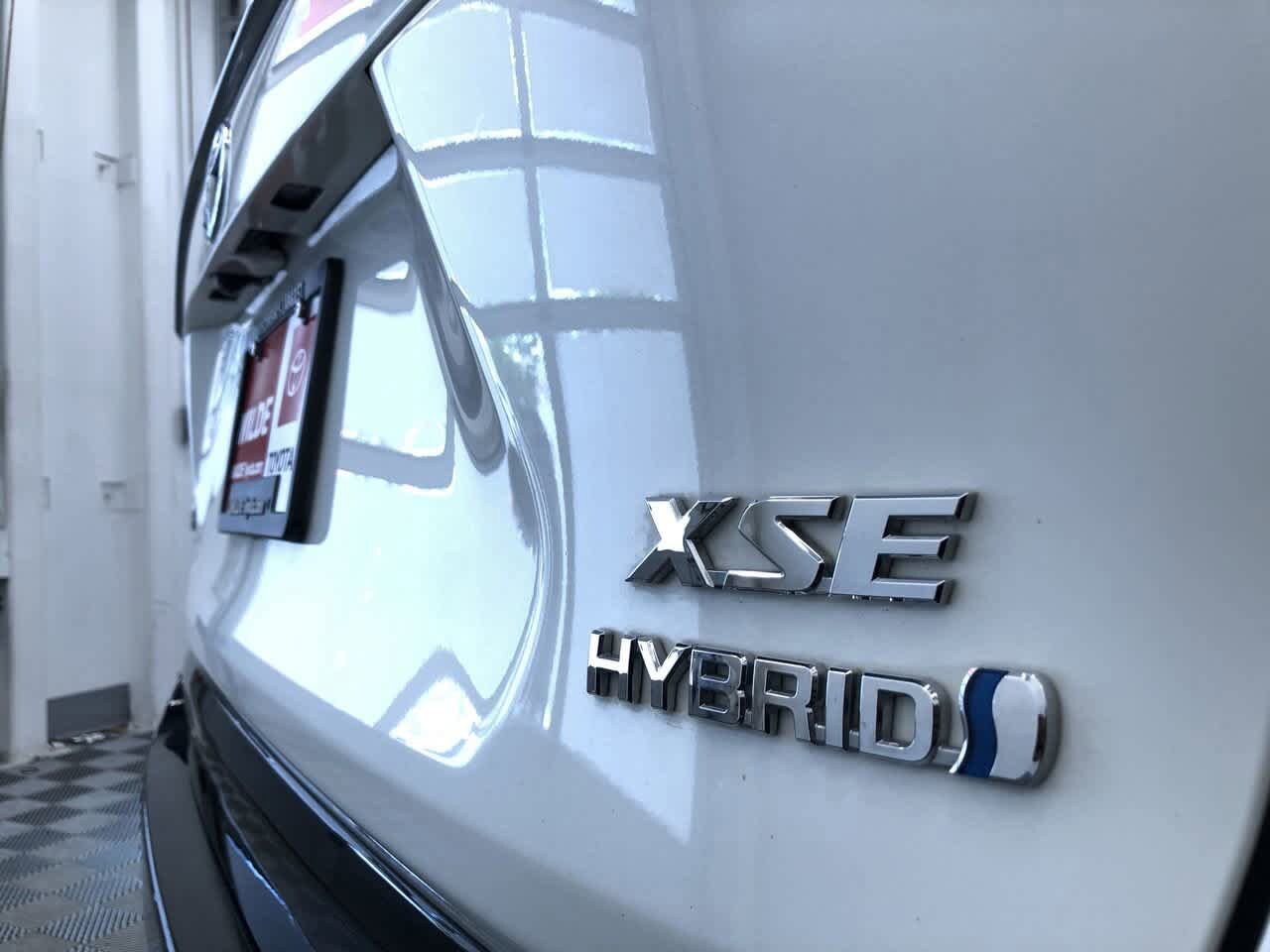Thumbnail: 2022 Toyota RAV4 - 15