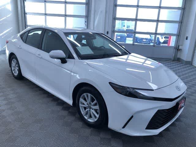 Thumbnail: 2025 Toyota Camry - 36