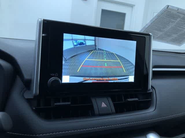 Thumbnail: 2025 Toyota RAV4 - 27