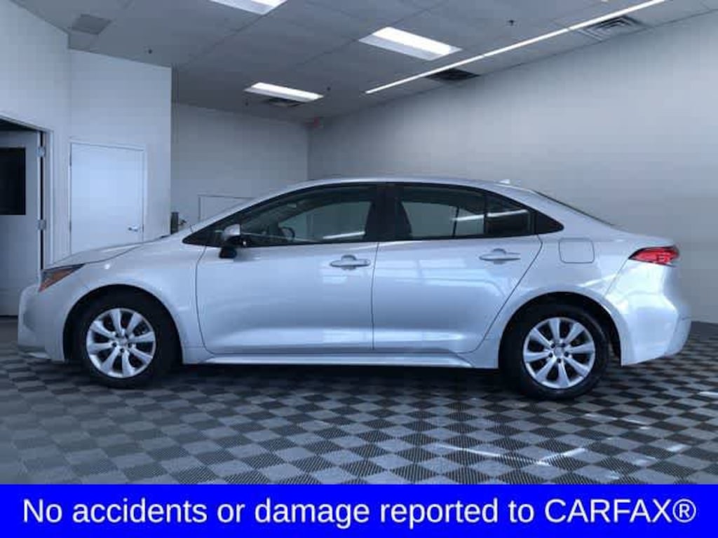 Used 2024 Toyota Corolla LE Car