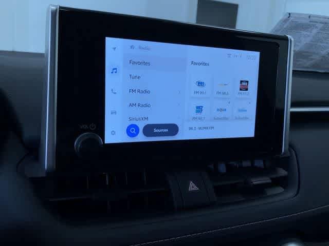 Thumbnail: 2025 Toyota RAV4 - 28