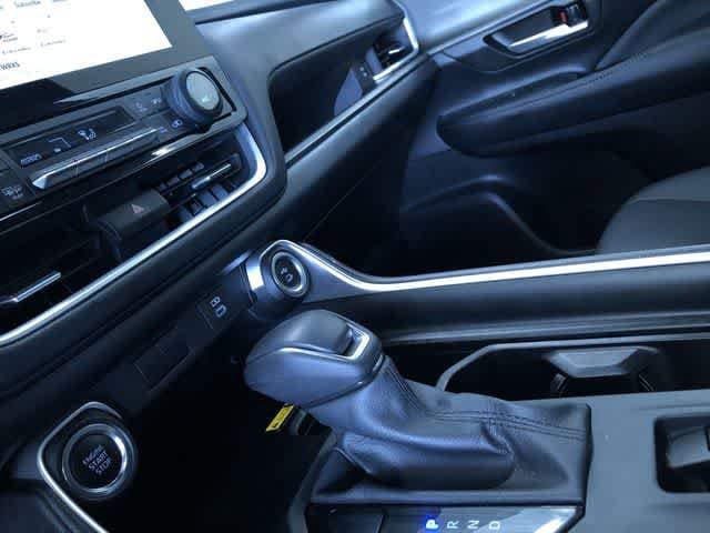 Thumbnail: 2025 Toyota Grand Highlander - 31