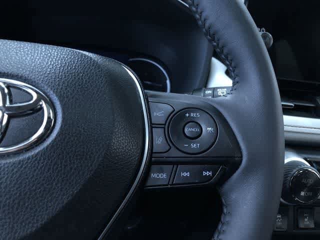 Thumbnail: 2023 Toyota RAV4 - 25