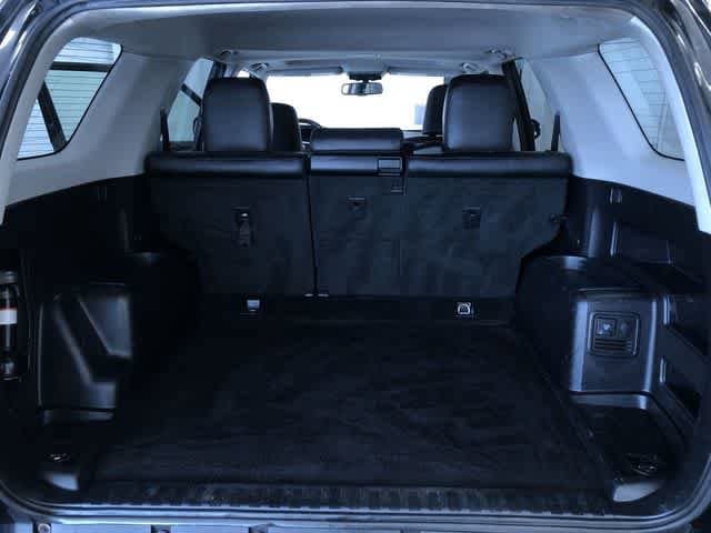 Thumbnail: 2017 Toyota 4Runner - 35