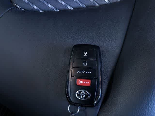 Thumbnail: 2025 Toyota Highlander - 31
