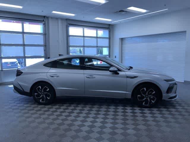 Thumbnail: 2025 Hyundai Sonata - 33