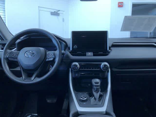 Thumbnail: 2025 Toyota RAV4 - 17